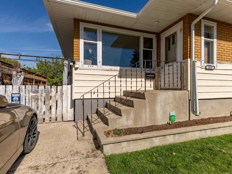 1817 13 Avenue S, Lethbridge, AB, T1K 0S3 - 4