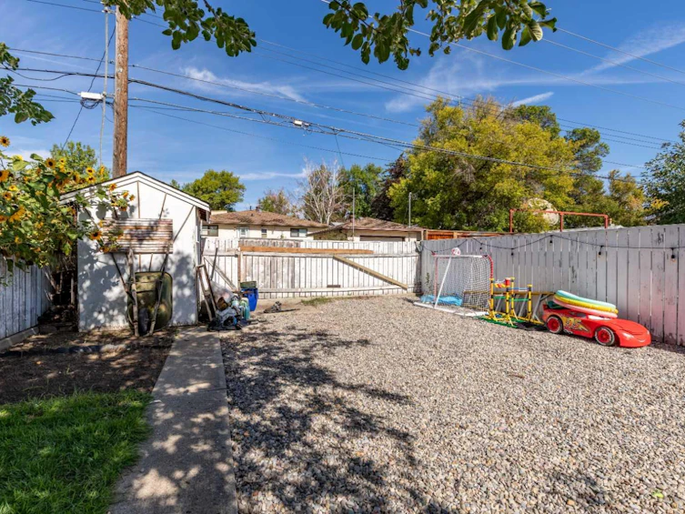 1817 13 Avenue S, Lethbridge, AB, T1K 0S3 - 32