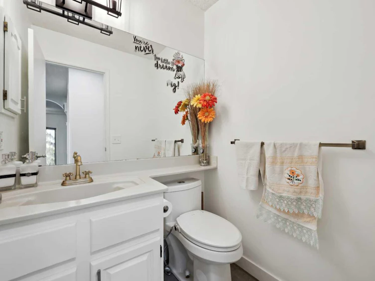 1360 Shawnee Road SW, Calgary, AB, T2Y 2T1 - 5