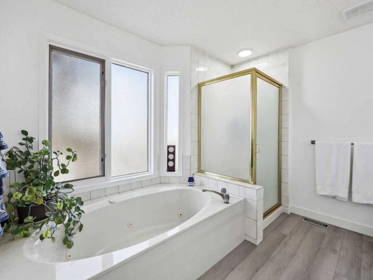 1360 Shawnee Road SW, Calgary, AB, T2Y 2T1 - 20