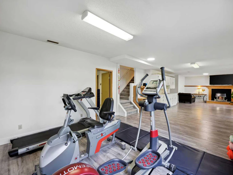 1360 Shawnee Road SW, Calgary, AB, T2Y 2T1 - 28