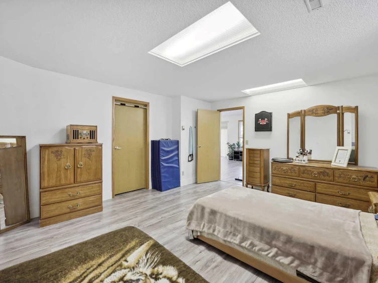 1360 Shawnee Road SW, Calgary, AB, T2Y 2T1 - 29