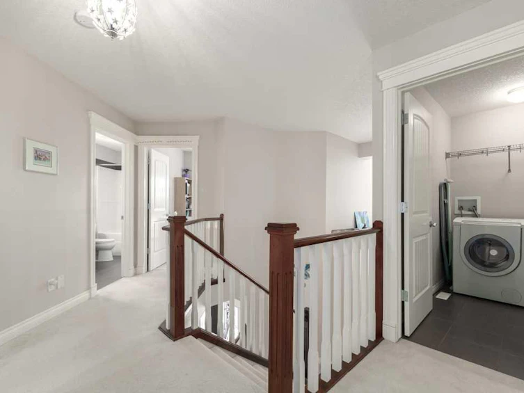 8 Spring Willow Place SW, Calgary, AB, T3H 5Z3 - 35