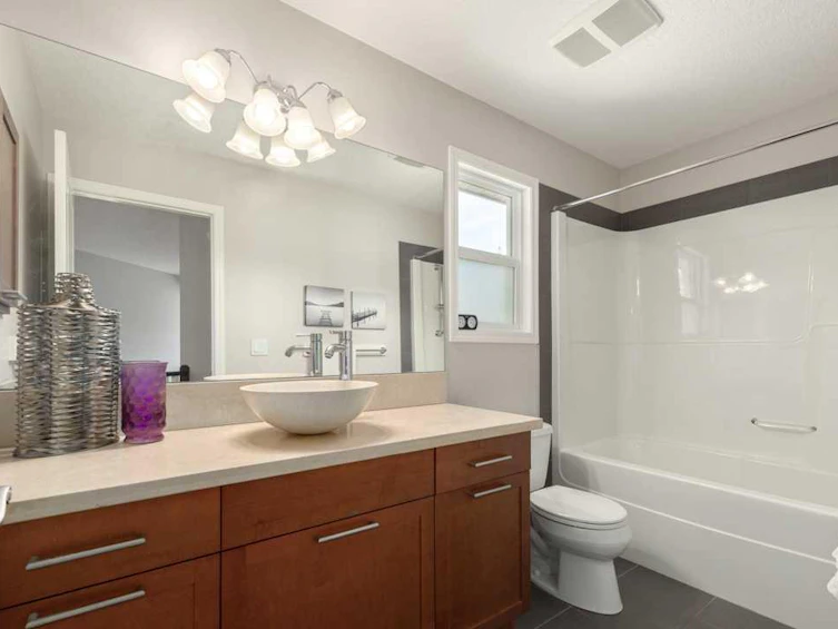 8 Spring Willow Place SW, Calgary, AB, T3H 5Z3 - 37