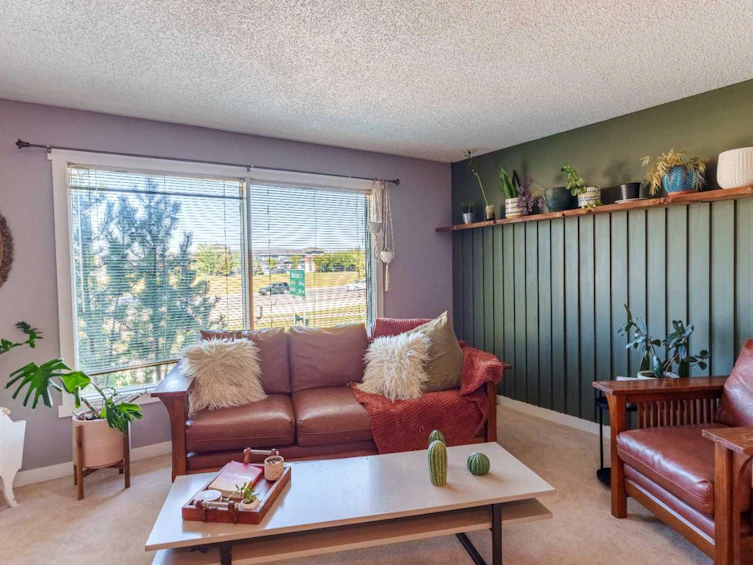 79 Shawmeadows Close SW, Calgary, AB, T2Y 1A6 - 8