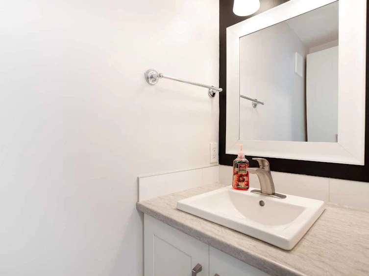 122-4525 31 Street SW, Calgary, AB, T3E 2P8 - 7