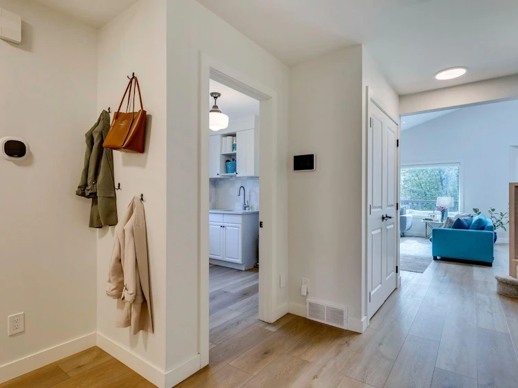 354 Mountain Park Drive SE, Calgary, AB, T2Z 3S7 - 23