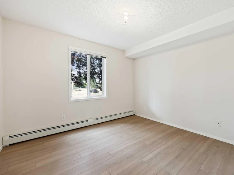 115-3000 Somervale Court SW, Calgary, AB, T2Y 4J2 - 11