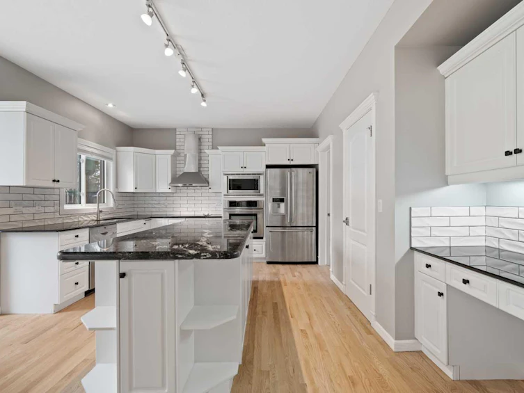 169 Patterson Boulevard SW, Calgary, AB, T3H 3B1 - 13