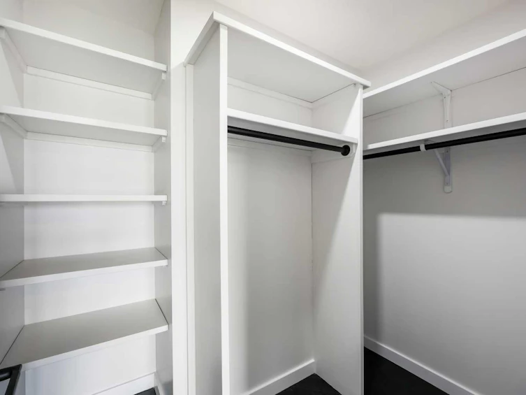 16 Johnson Place SW, Calgary, AB, T3E 7S2 - 28