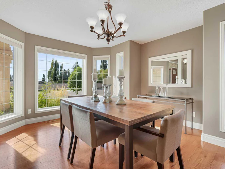 6530 Sierra Morena Boulevard SW, Calgary, AB, T3H 3C6 - 6