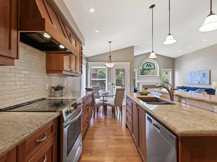 6530 Sierra Morena Boulevard SW, Calgary, AB, T3H 3C6 - 14