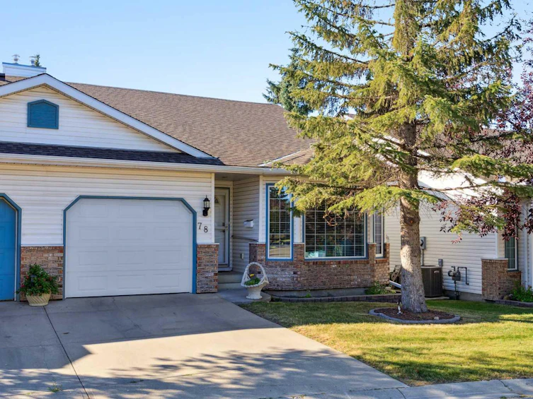 78 Rivercrest Villas Southeast, Calgary, AB, T2C 4K4