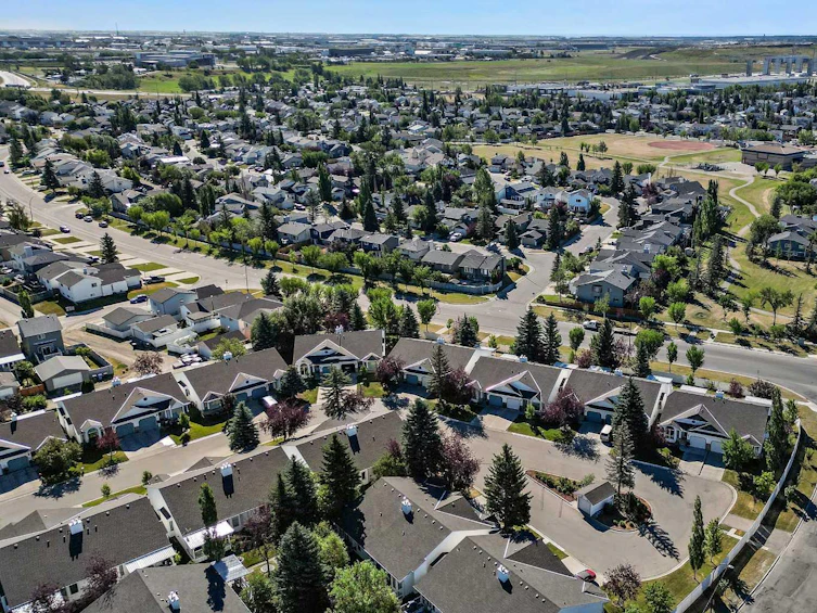 78 Rivercrest Villas Southeast, Calgary, AB, T2C 4K4 - 37