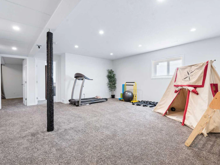 37 Dunlop Street, Red Deer, AB, T4R 2H3 - 26