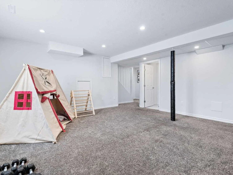 37 Dunlop Street, Red Deer, AB, T4R 2H3 - 28