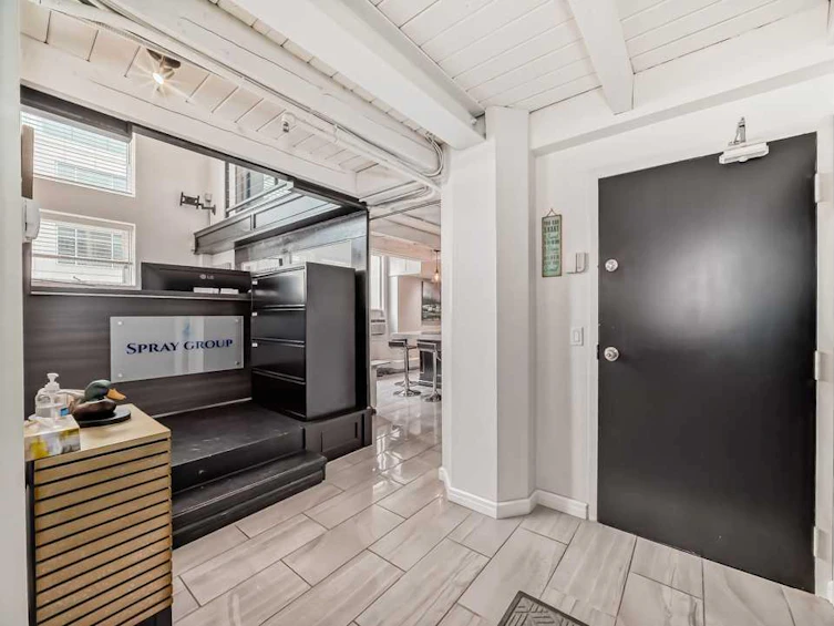 203-1117 1 Street SW, Calgary, AB, T2R 0T9 - 3