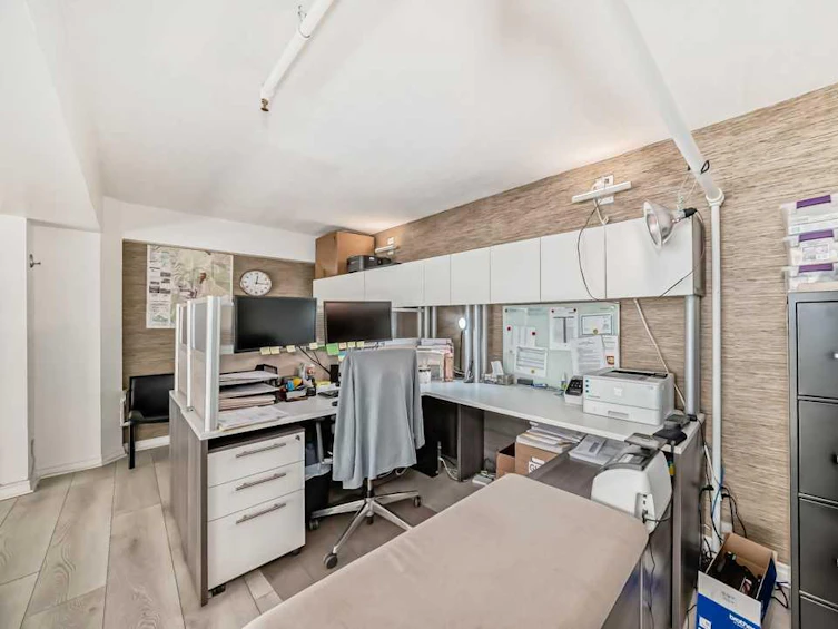 203-1117 1 Street SW, Calgary, AB, T2R 0T9 - 26