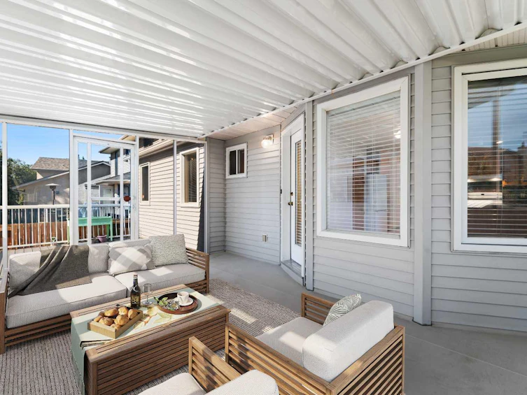 11 Sandringham Close NW, Calgary, AB, T2K 5L5 - 10