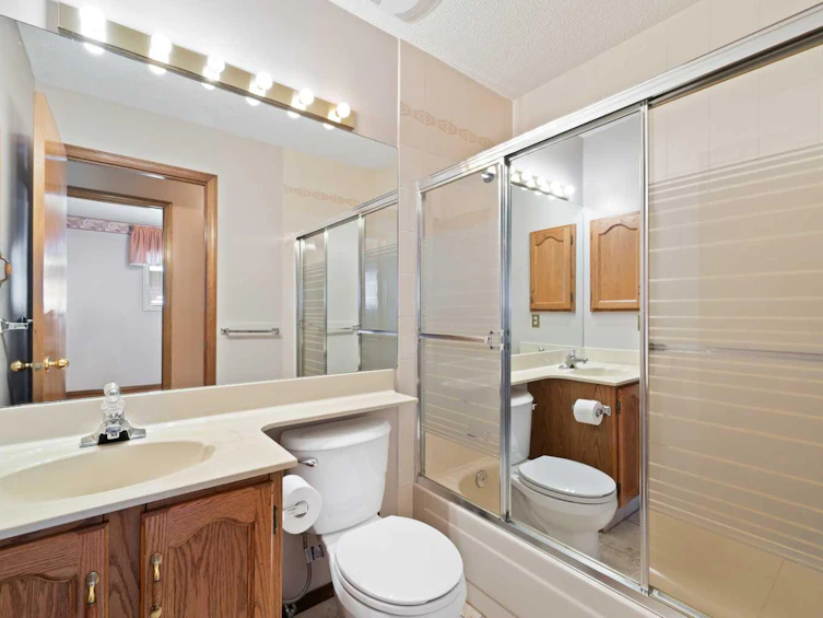 11 Sandringham Close NW, Calgary, AB, T2K 5L5 - 15