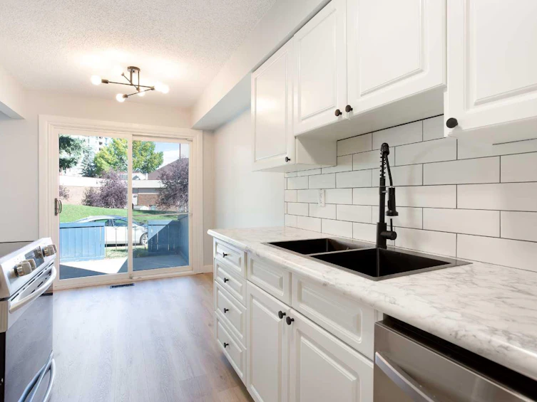 1-5315 53 Avenue NW, Calgary, AB, T3A 2E7 - 8