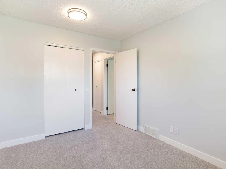 1-5315 53 Avenue NW, Calgary, AB, T3A 2E7 - 14