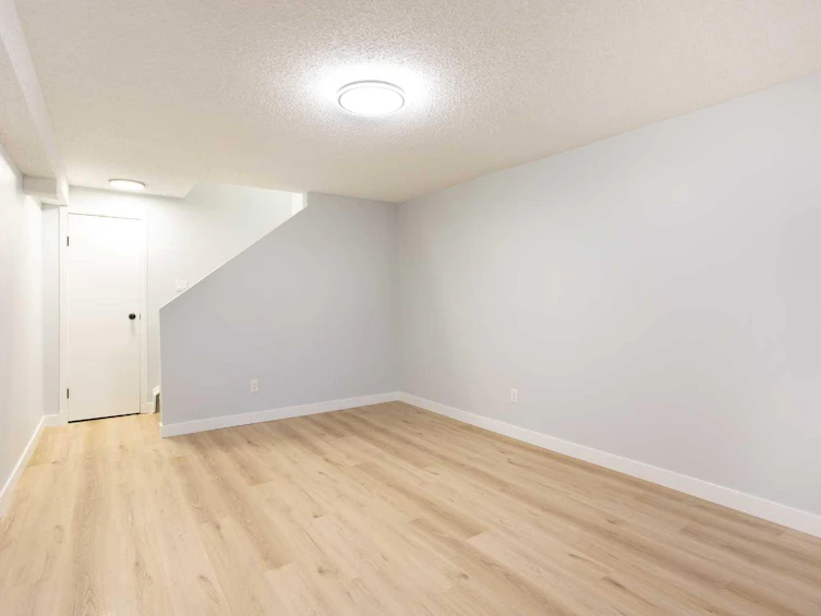 1-5315 53 Avenue NW, Calgary, AB, T3A 2E7 - 21