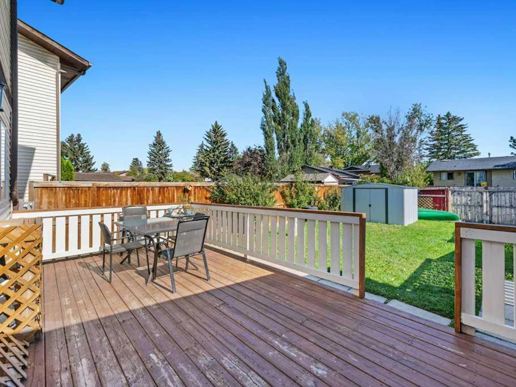 3 Falsby Place NE, Calgary, AB, T3J 1B9 - 44