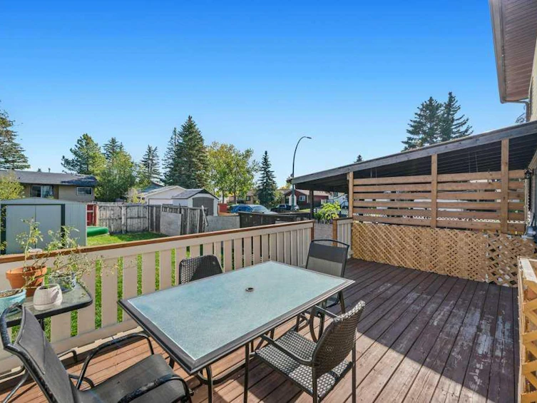 3 Falsby Place NE, Calgary, AB, T3J 1B9 - 45