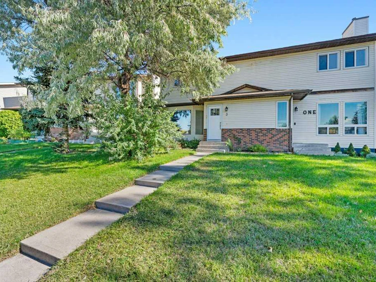 3 Falsby Place NE, Calgary, AB, T3J 1B9 - 9