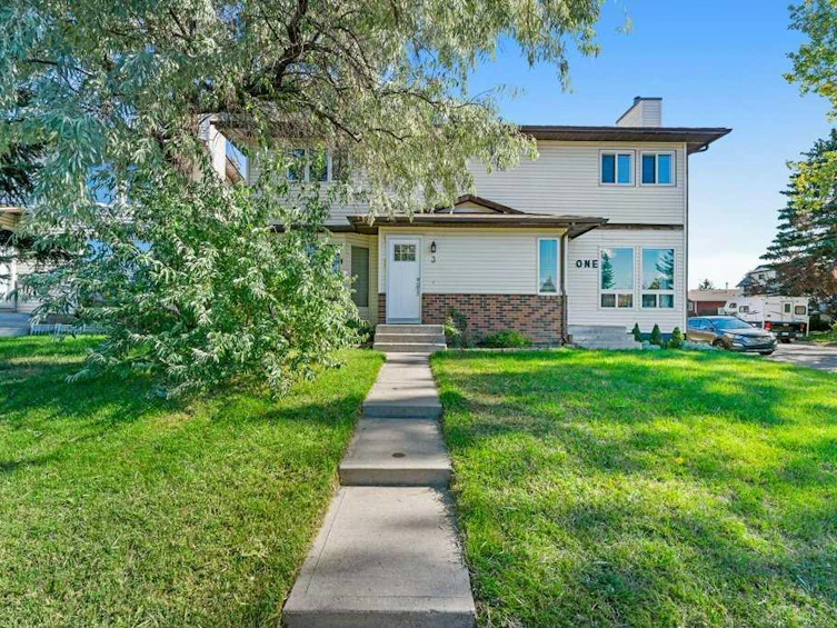 3 Falsby Place NE, Calgary, AB, T3J 1B9 - 11