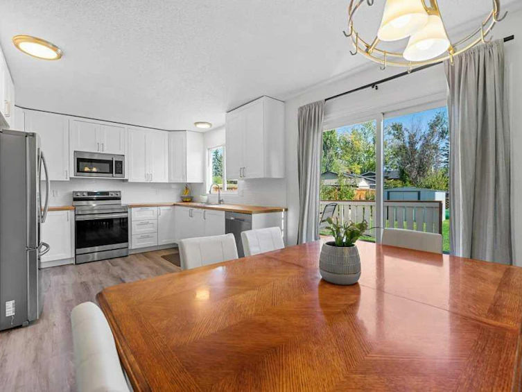3 Falsby Place NE, Calgary, AB, T3J 1B9 - 23