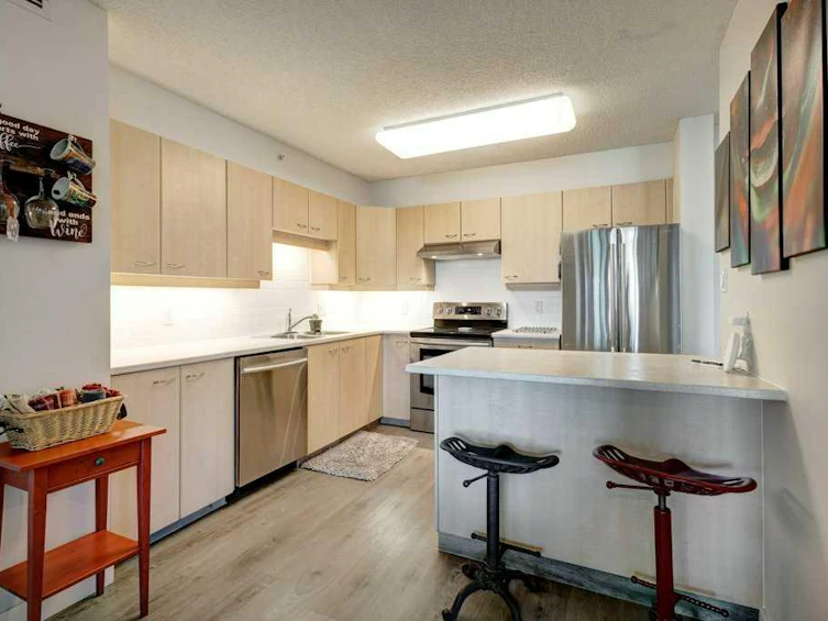 401-804 3 Avenue SW, Calgary, AB, T2P 0G9 - 9