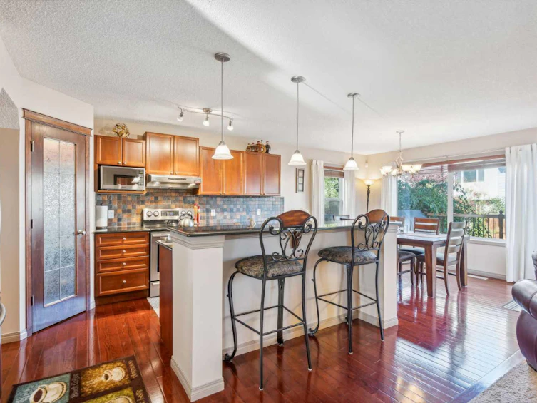 130 Chapalina Terrace SE, Calgary, AB, T2X 3X3 - 3