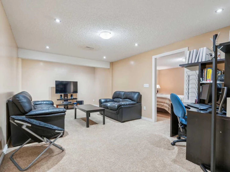 130 Chapalina Terrace SE, Calgary, AB, T2X 3X3 - 32