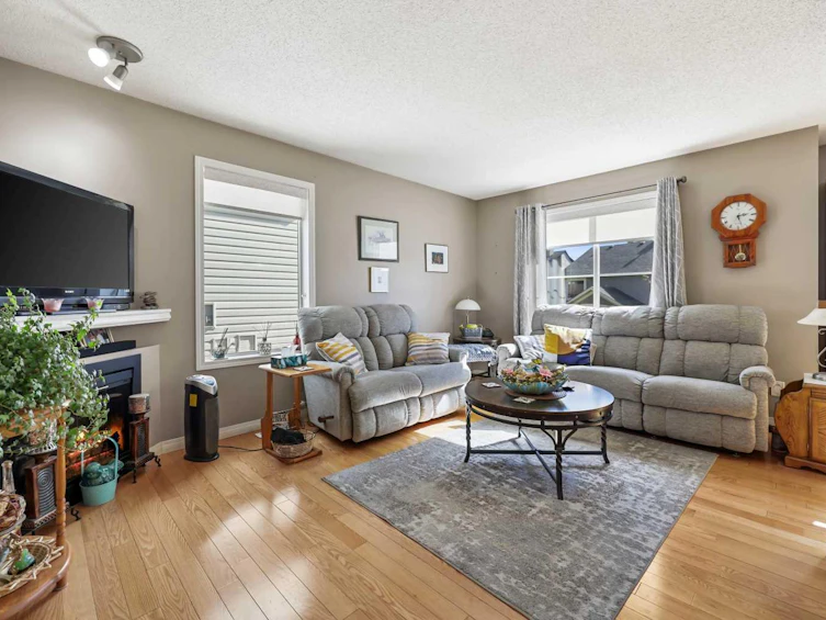 43 Hidden Creek Rise NW, Calgary, AB, T3A 6L3 - 4