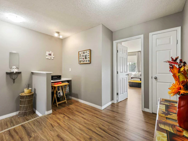 43 Hidden Creek Rise NW, Calgary, AB, T3A 6L3 - 11