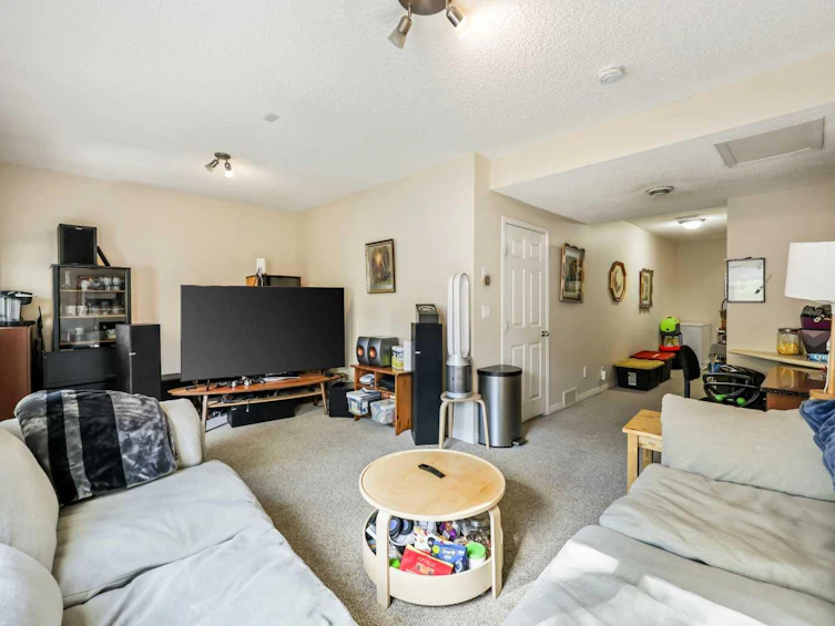 43 Hidden Creek Rise NW, Calgary, AB, T3A 6L3 - 26