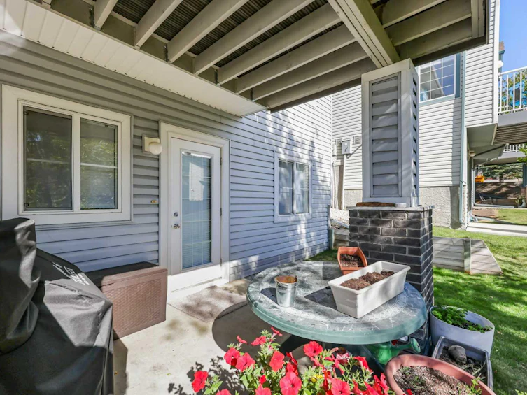43 Hidden Creek Rise NW, Calgary, AB, T3A 6L3 - 36