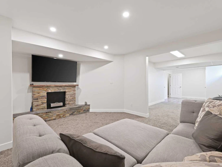 302 Highwood Village Place NW, High River, AB, T1V 1W1 - 31