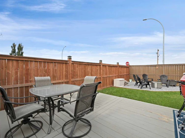 302 Highwood Village Place NW, High River, AB, T1V 1W1 - 41