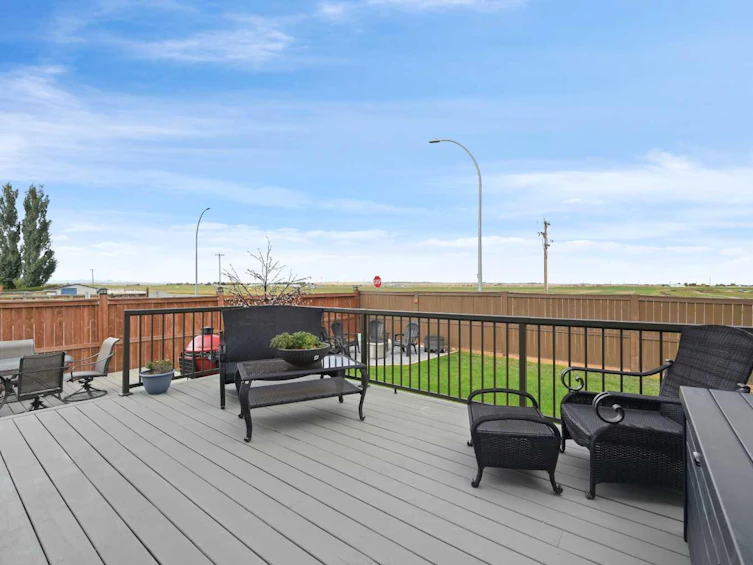 302 Highwood Village Place NW, High River, AB, T1V 1W1 - 43