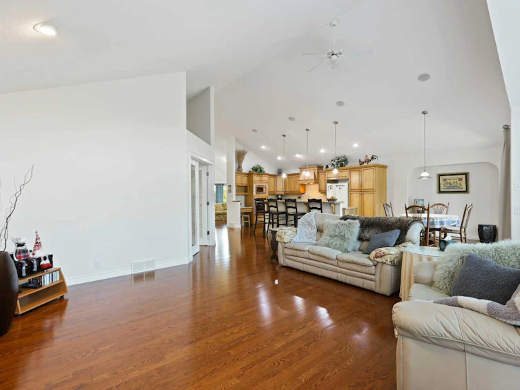 51 Cranleigh Common SE, Calgary, AB, T3M 1G5 - 16