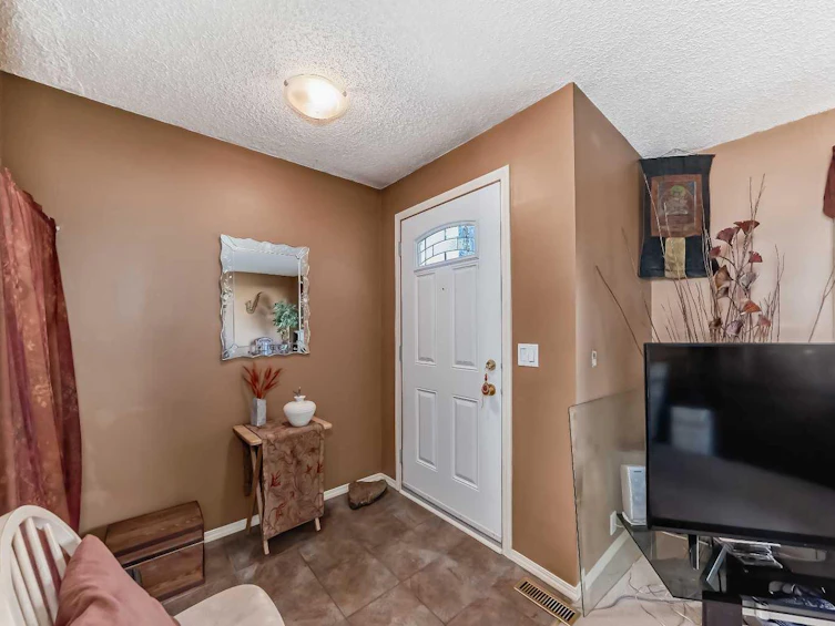 25-75 Erin Croft Crescent SE, Calgary, AB, T2B 2T8 - 4