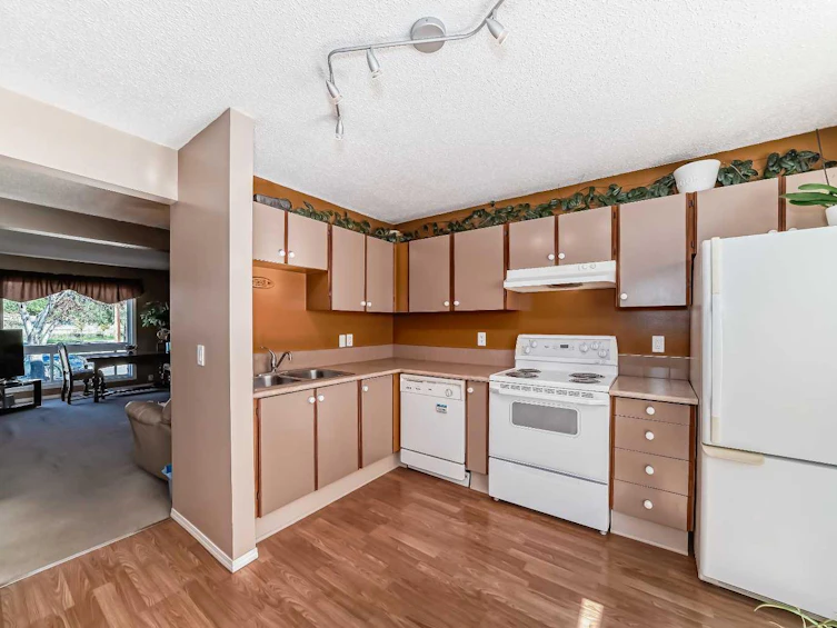 25-75 Erin Croft Crescent SE, Calgary, AB, T2B 2T8 - 10
