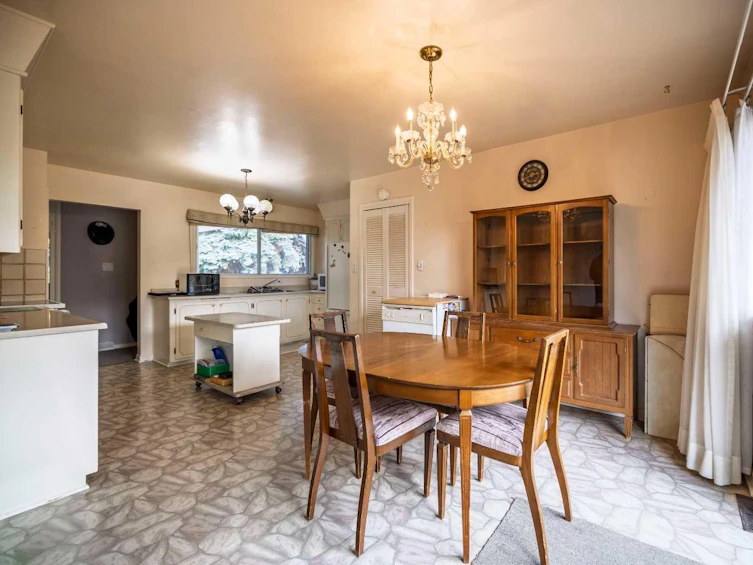 1603 42 Avenue Southwest, Calgary, AB, T2T 2M4 - 18