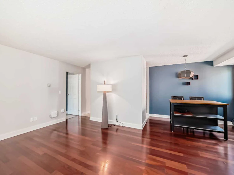 209-635 4 Avenue NE, Calgary, AB, T2E 0J9 - 5