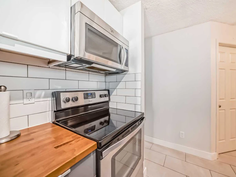 209-635 4 Avenue NE, Calgary, AB, T2E 0J9 - 15