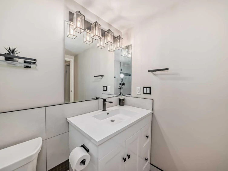 209-635 4 Avenue NE, Calgary, AB, T2E 0J9 - 27