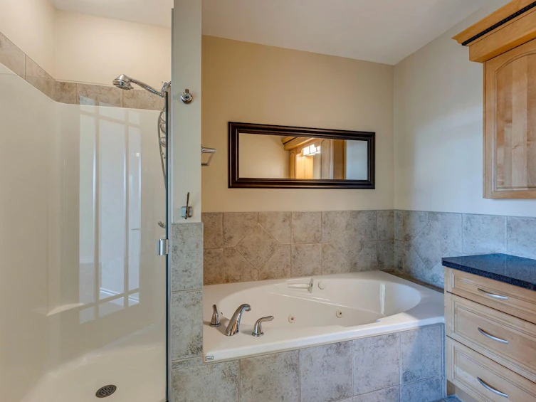 502-4 14 Street NW, Calgary, AB, T2N 1Z4 - 22